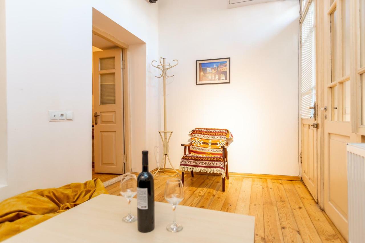 Nina' Cozy Apartment Tbilisi Exterior foto